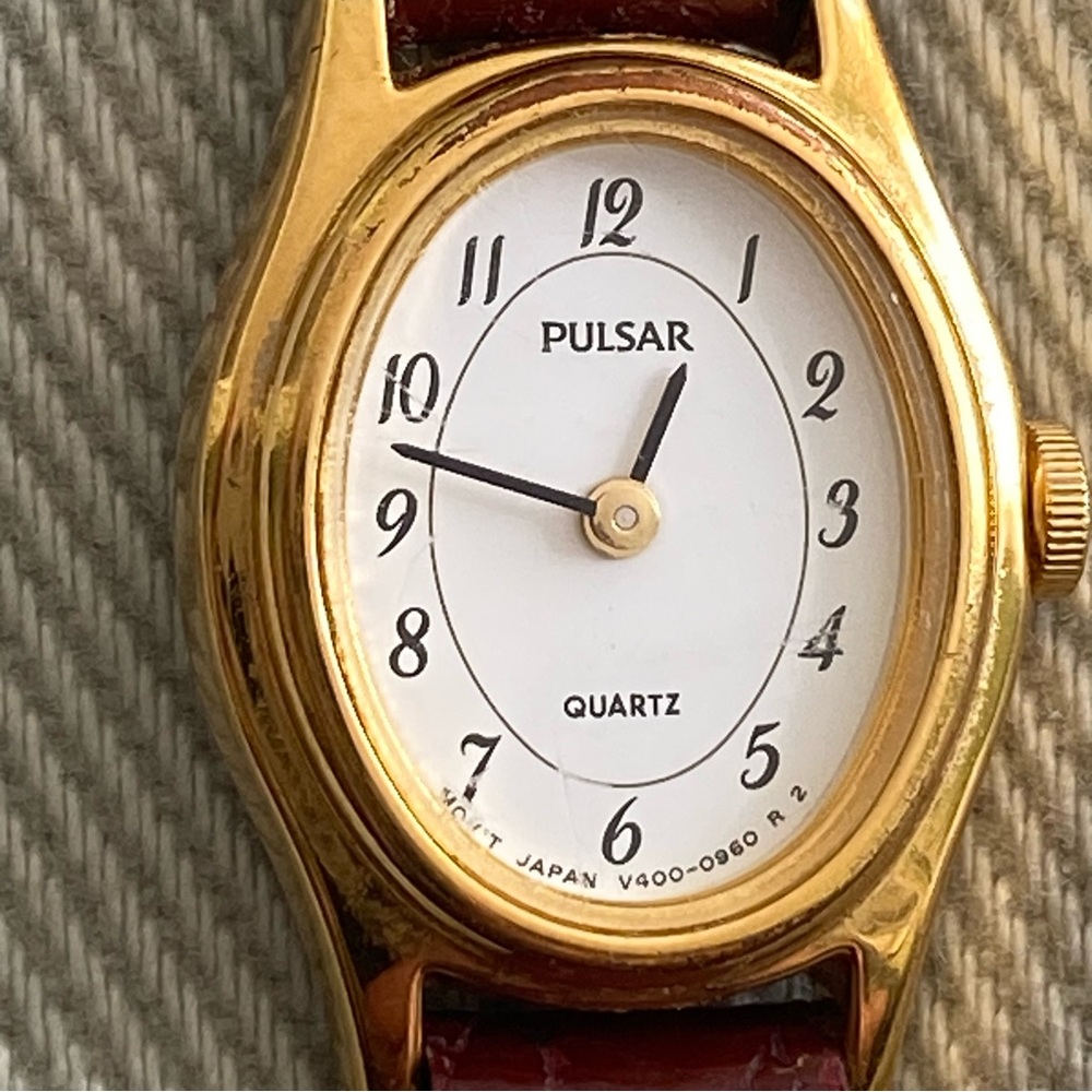 Vintage Pulsar quartz watch V400-5330 made in Japan - Picture 7 of 9